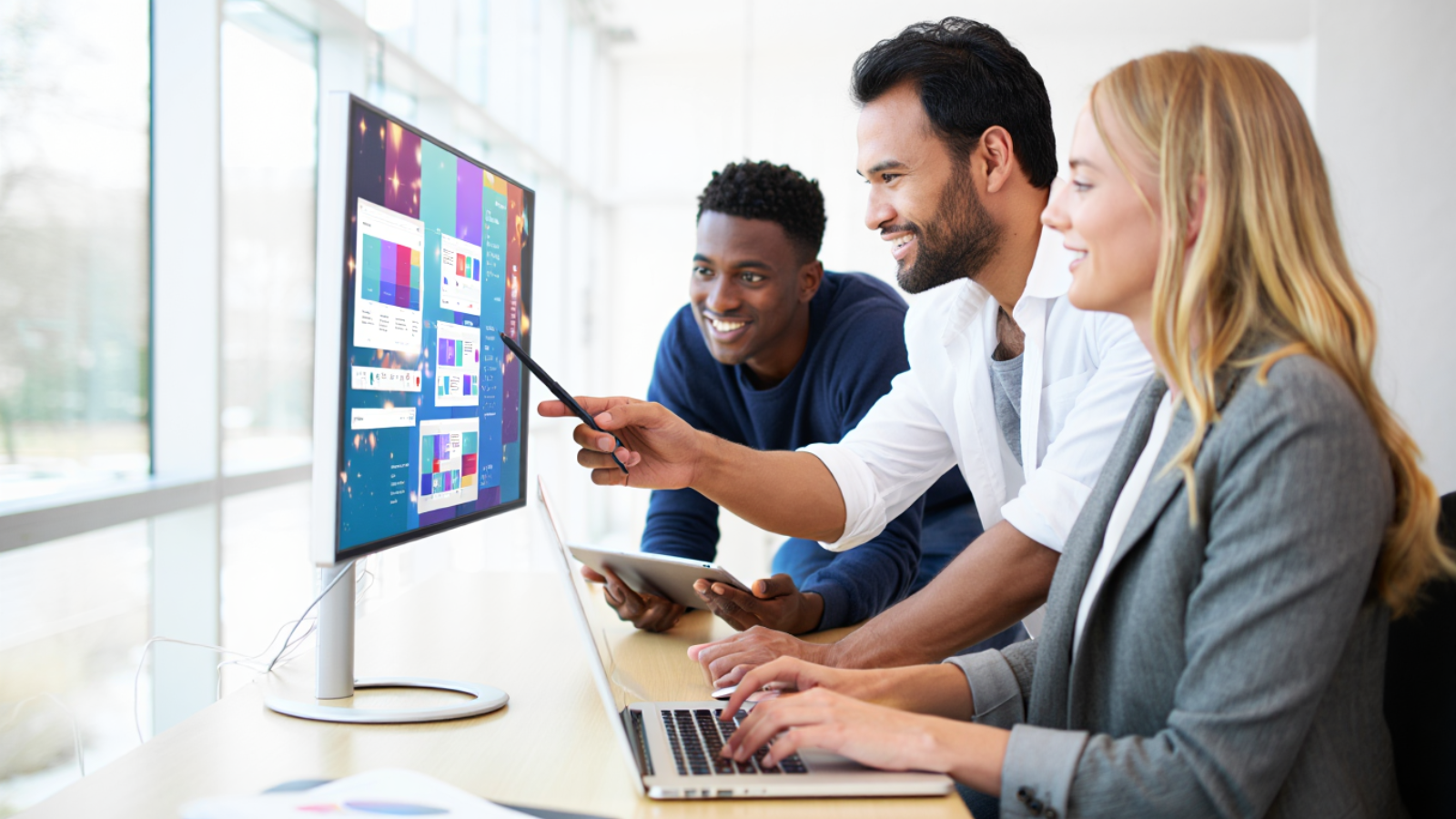 AI-Powered Team Collaboration in Action Team collaborating on app design using AI app builders to speed up development and decision-making.