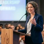 10 Leadership Skills for Organizational Growth (With Examples)